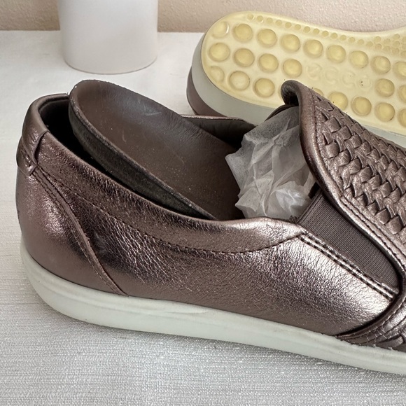 ECCO Metallic Woven Leather Slip On Casual Sneakers Women’s EU40 US9-9.5 - Picture 11 of 14